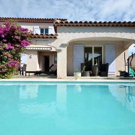 L'Hacienda, Haut De Villa , Une Chambre Avec Salle De Bain Et Toilettes Wc Privative Frejus Exterior photo